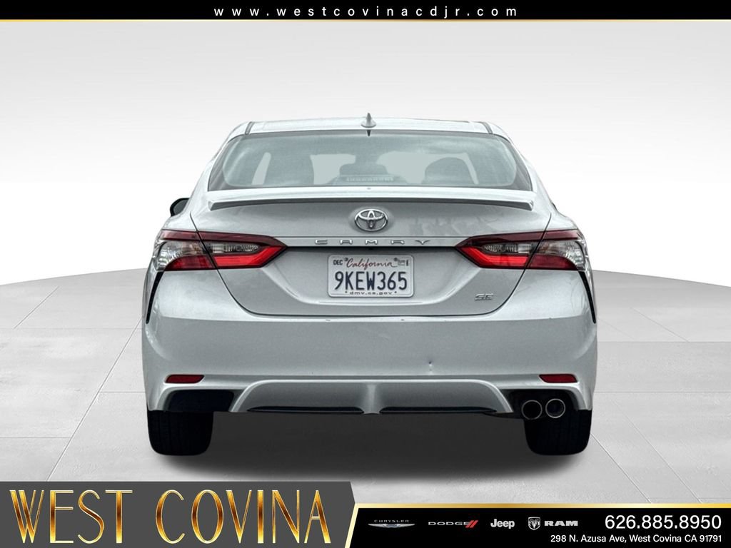 Used 2024 Toyota Camry SE FWD image 8
