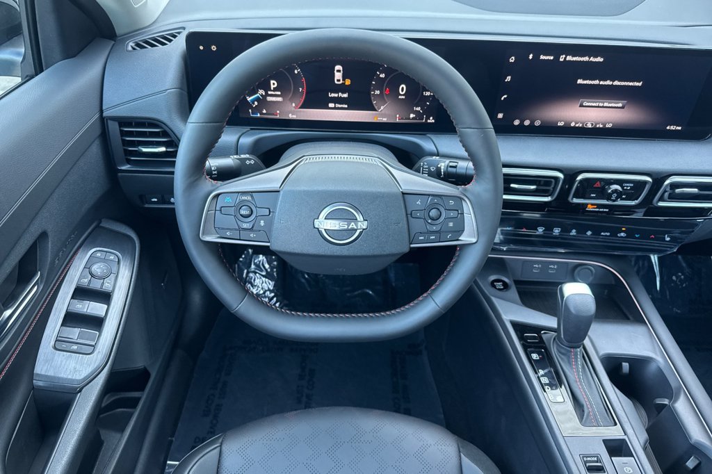 New 2026 Nissan Sentra SR w/ SR Premium Package FWD image 11