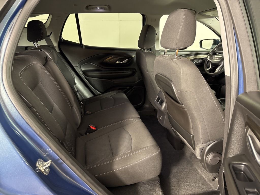 Used 2024 GMC Terrain SLE FWD image 18