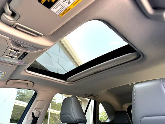 Used 2020 Toyota RAV4 XLE Premium FWD image 18