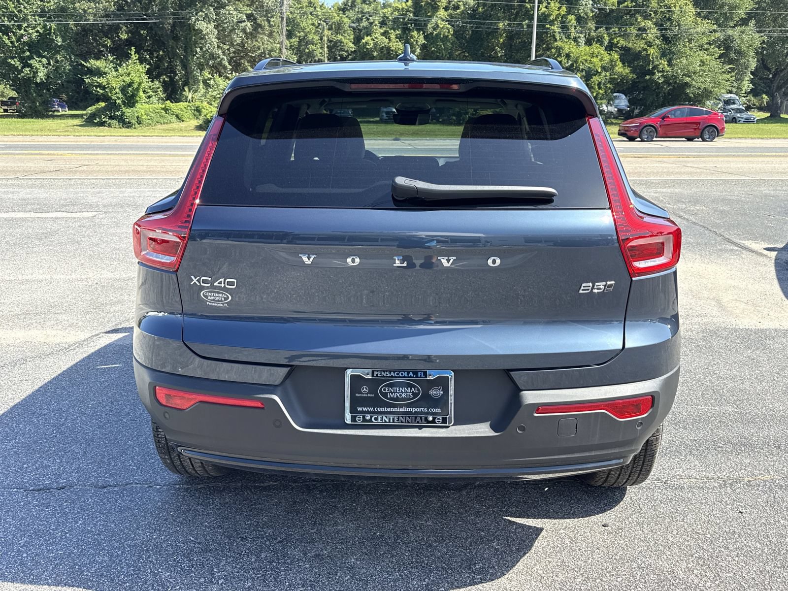 New 2026 Volvo XC40 B5 Ultra w/ Climate Package AWD/4WD image 4