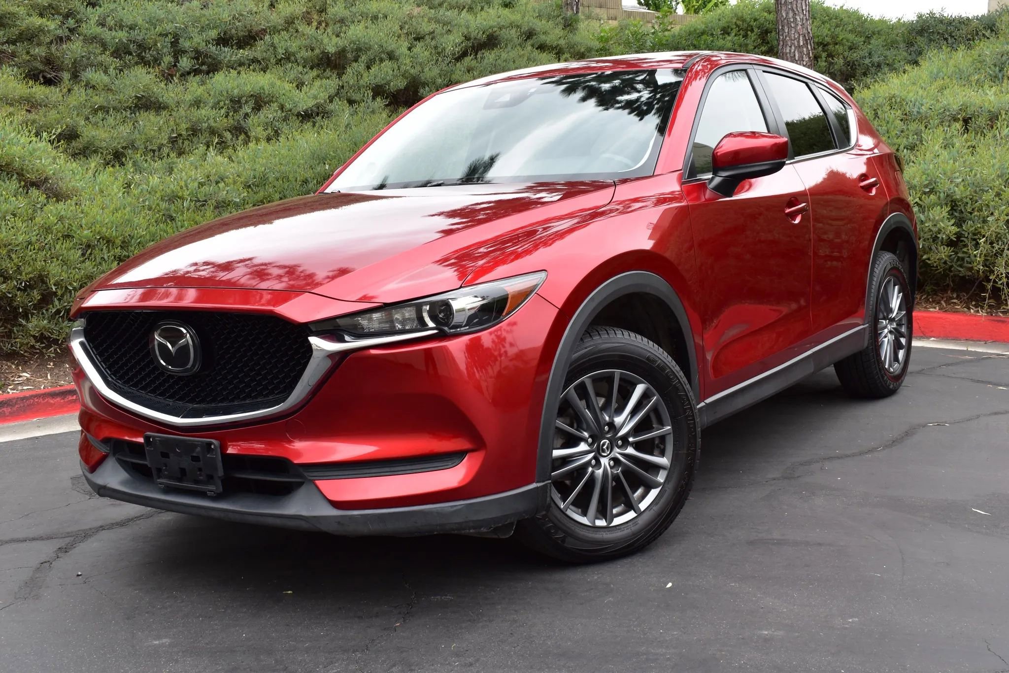Used 2021 MAZDA CX-5 Touring image 1