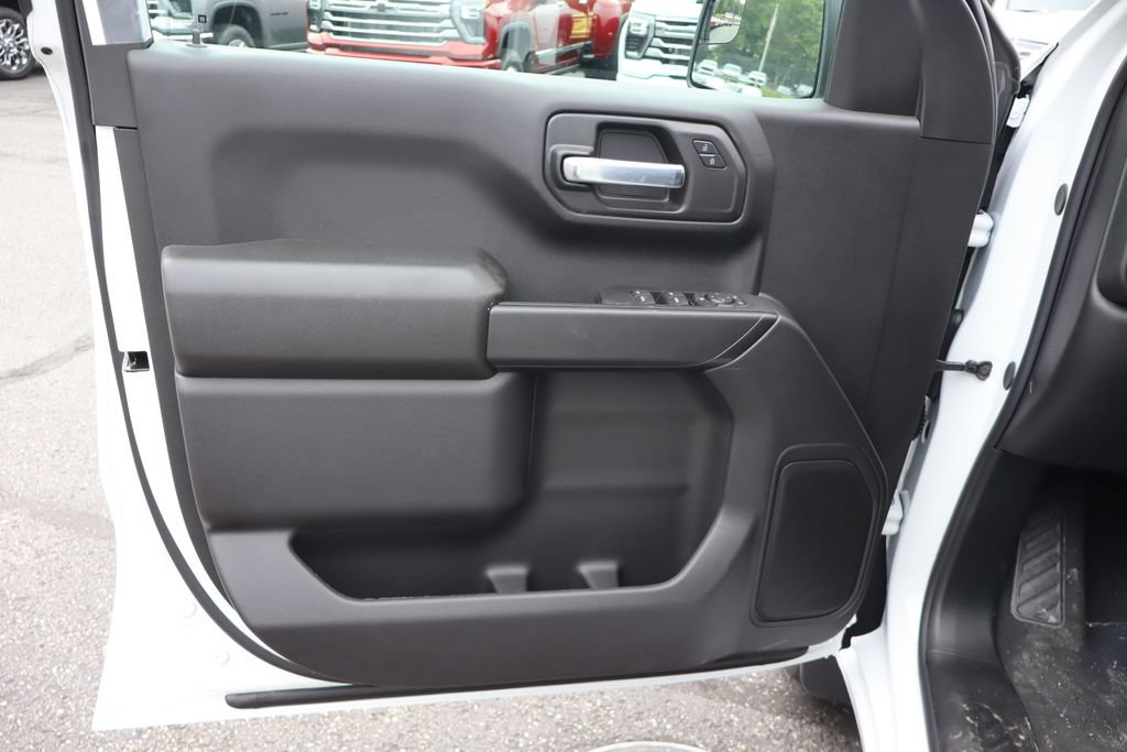 New 2026 Chevrolet Silverado 1500 Custom AWD/4WD image 4