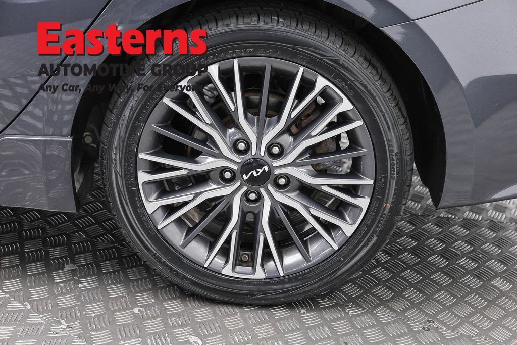 Used 2023 Kia Forte GT-Line w/ GT-Line Premium Package FWD image 36