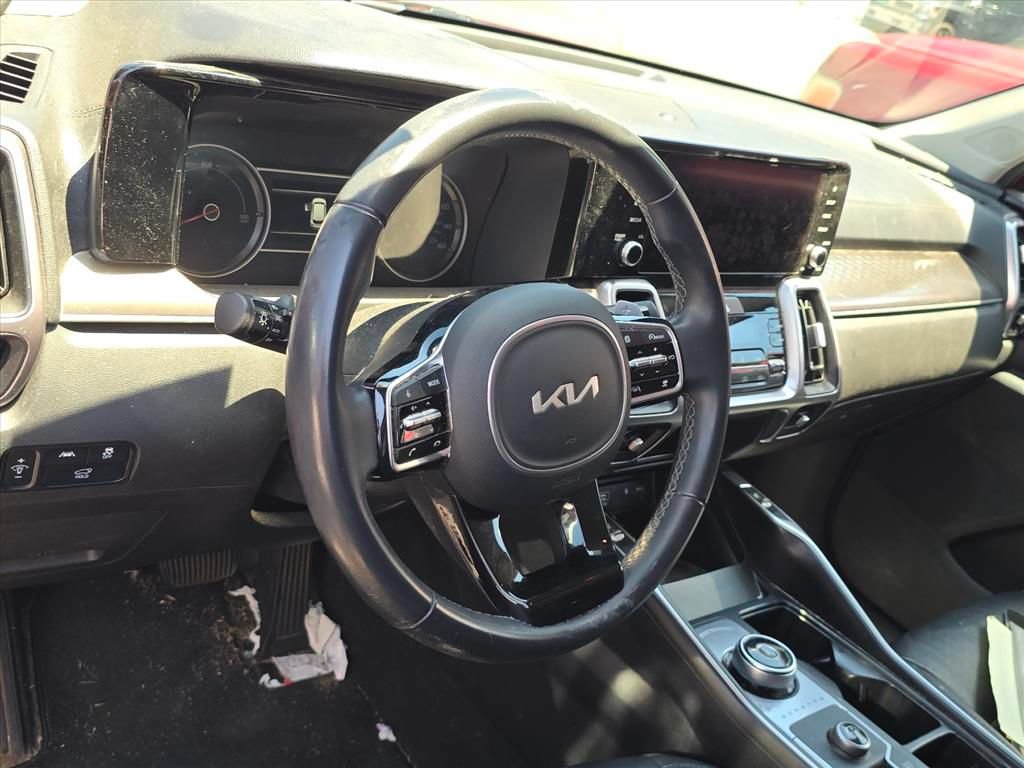 Certified 2023 Kia Sorento EX FWD image 6