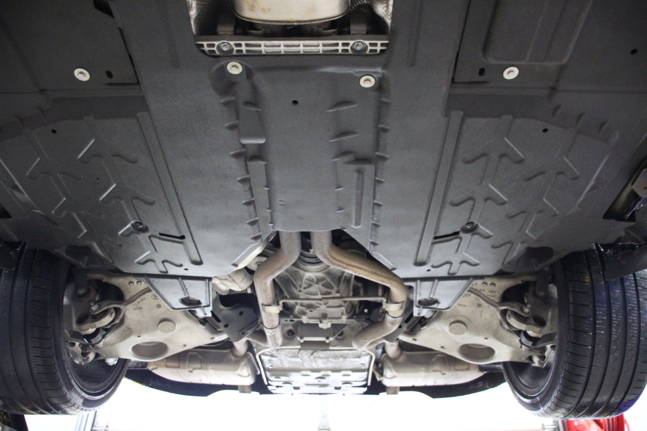 Used 2024 Jaguar XF R-Dynamic SE image 96