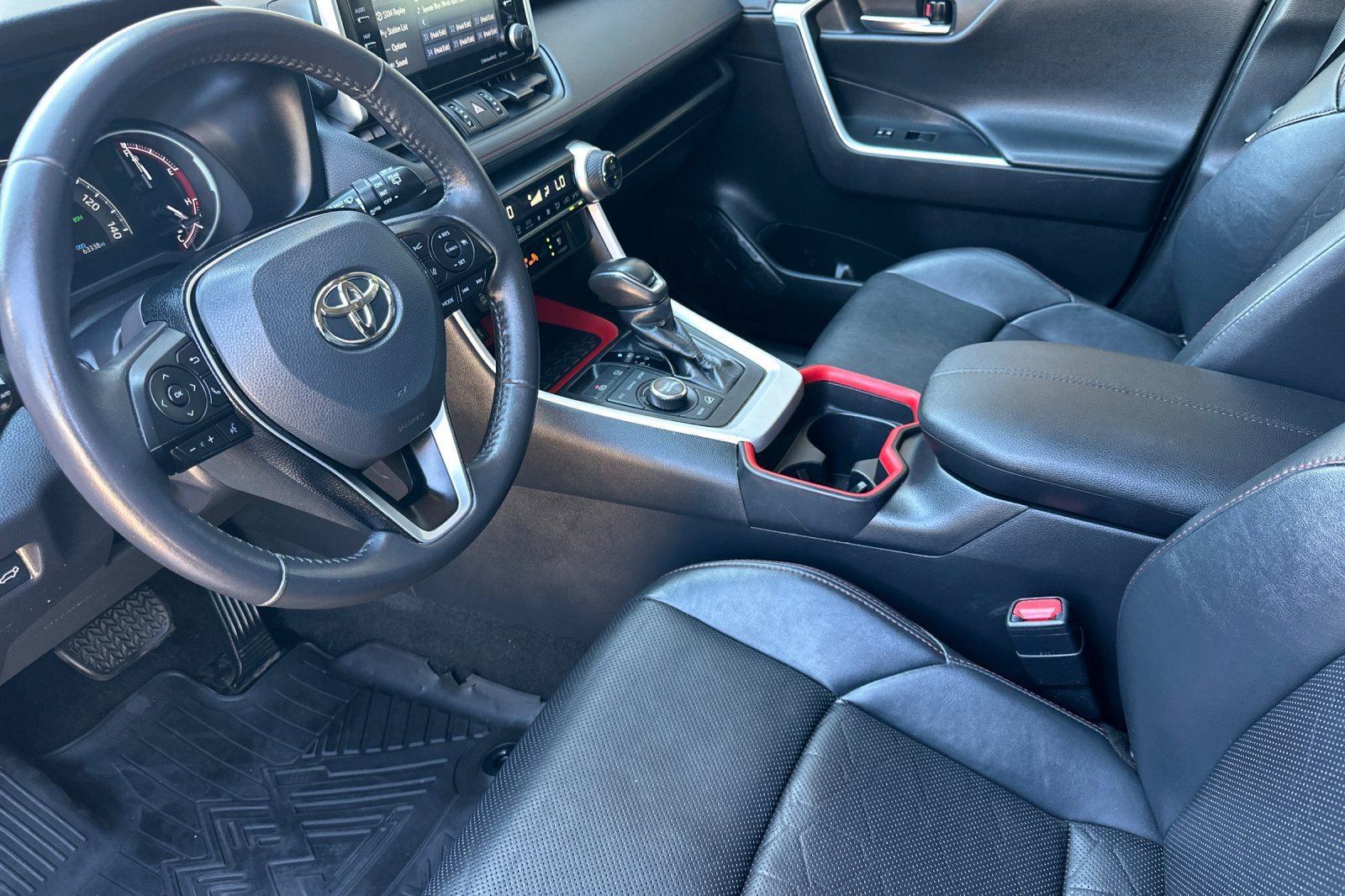 Used 2021 Toyota RAV4 TRD Off-Road w/ TRD Off-Road Weather Package AWD/4WD image 7