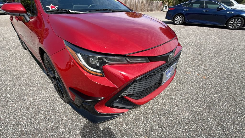 Used 2021 Toyota Corolla SE w/ Special Edition FWD image 9