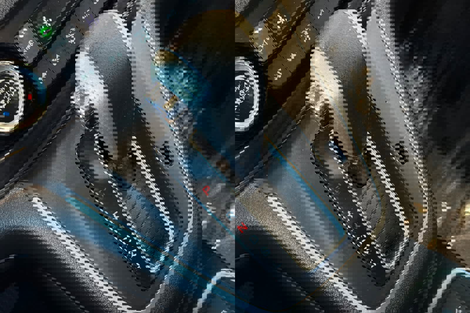 Used 2015 Honda CR-V Touring image 24