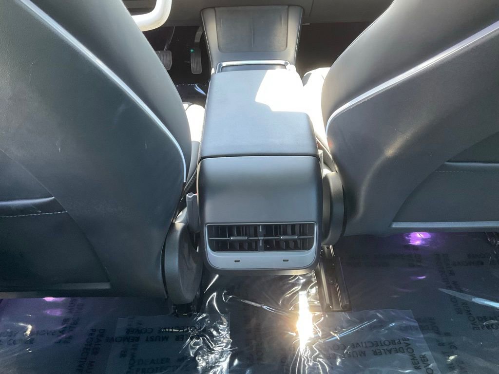 Used 2023 Tesla Model 3 Standard Range image 36