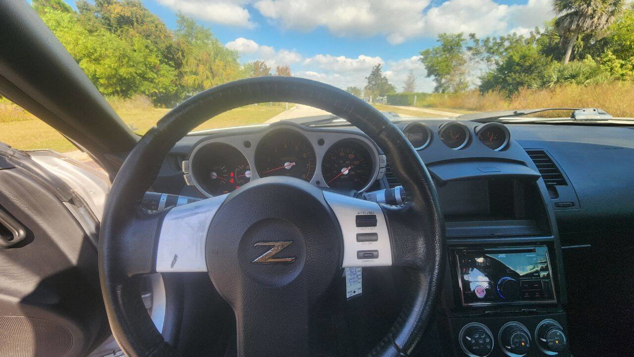 Used 2003 Nissan 350Z Enthusiast image 25