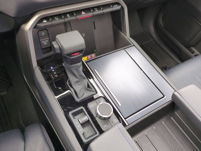 New 2026 Toyota Tundra Platinum AWD/4WD image 16