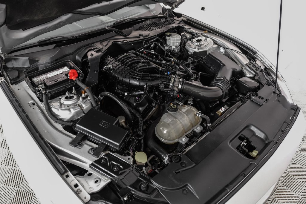 Used 2016 Ford Mustang Coupe w/ Equipment Group 051A RWD image 48