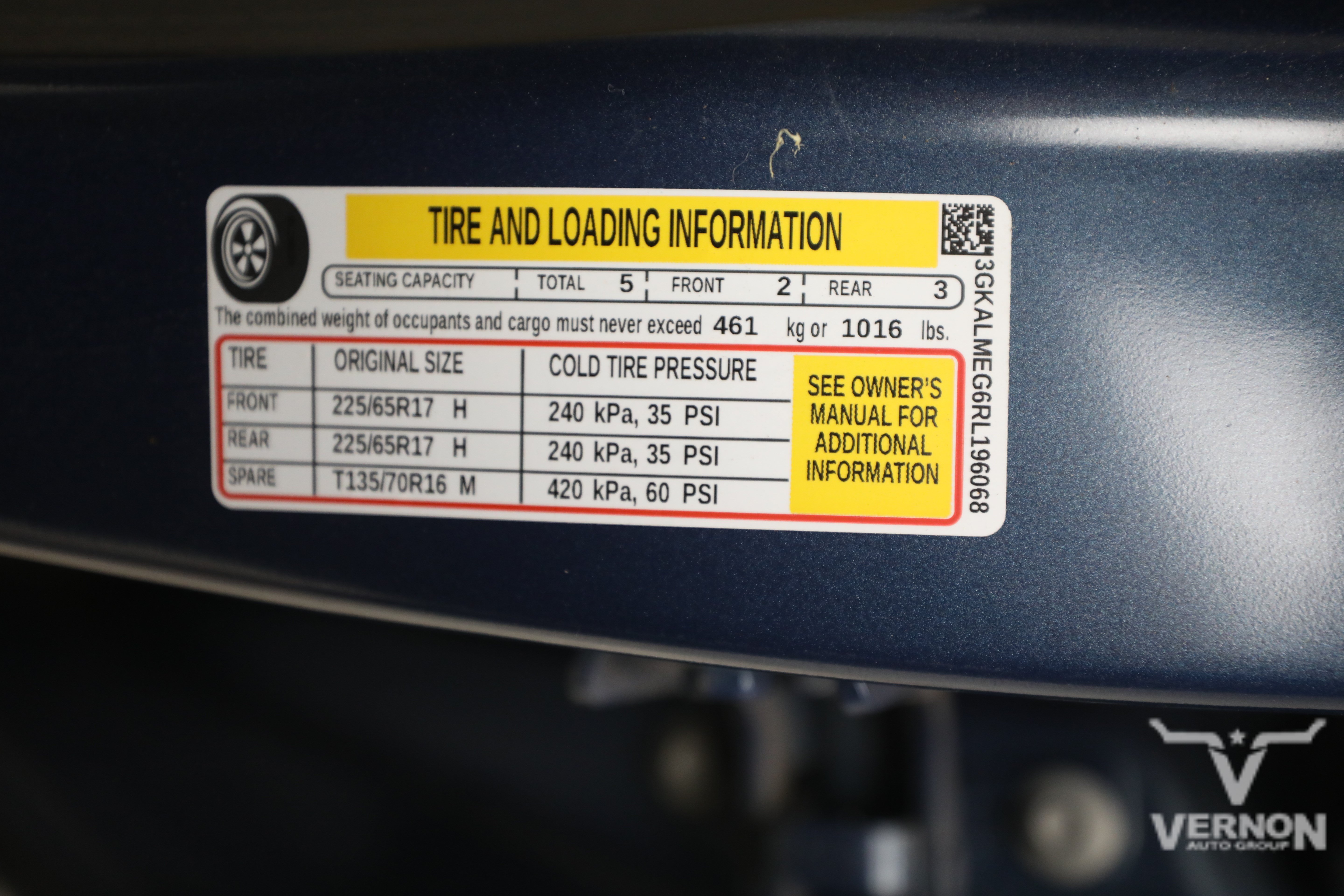 Used 2024 GMC Terrain SLE FWD image 12