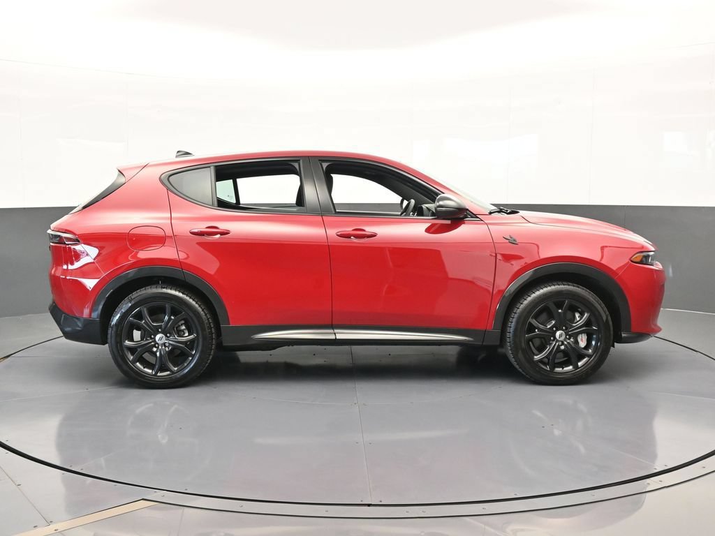 Used 2024 Dodge Hornet R/T Plus w/ R/T Blacktop Package AWD/4WD image 7
