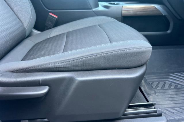 Used 2022 Chevrolet Silverado 1500 LT Trail Boss image 22