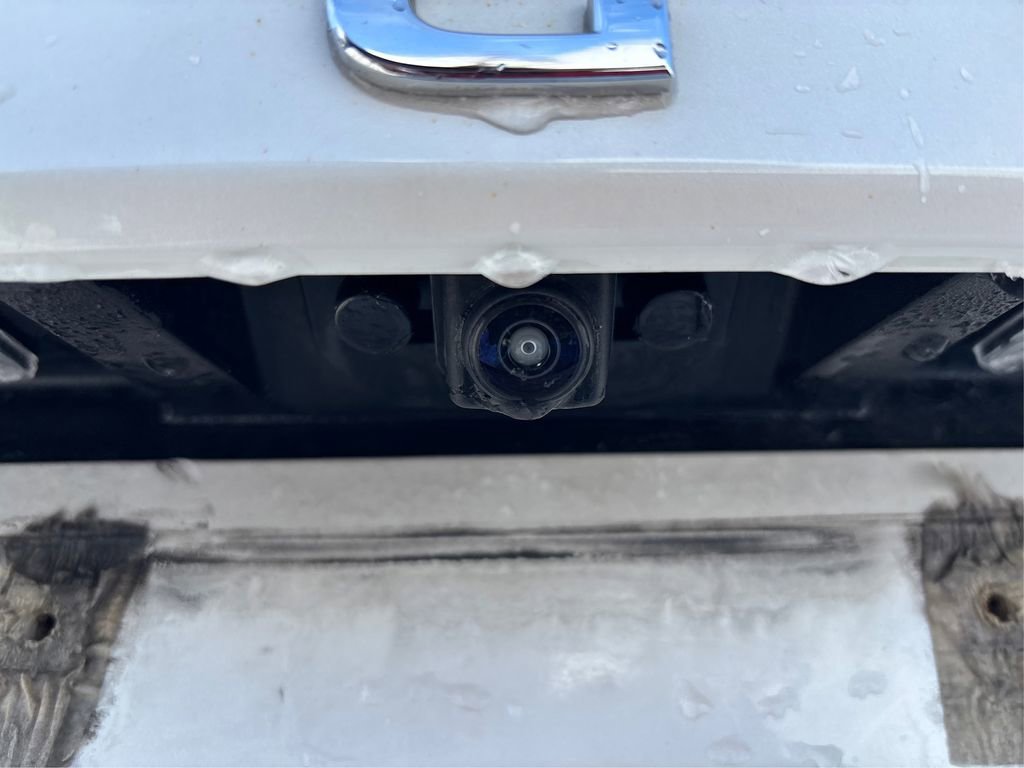 Used 2021 Nissan Rogue SV image 15