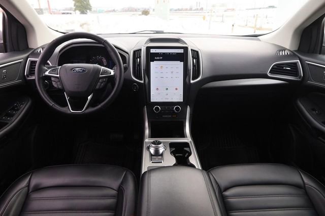 Used 2024 Ford Edge SEL image 19