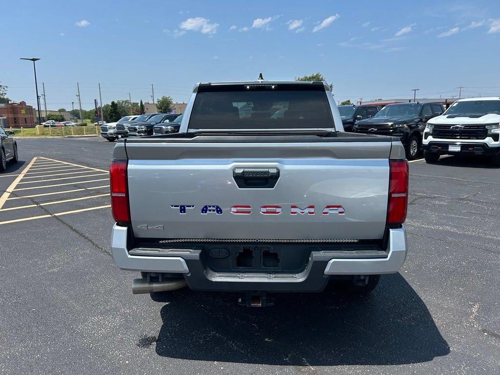 Used 2024 Toyota Tacoma SR5 AWD/4WD image 10