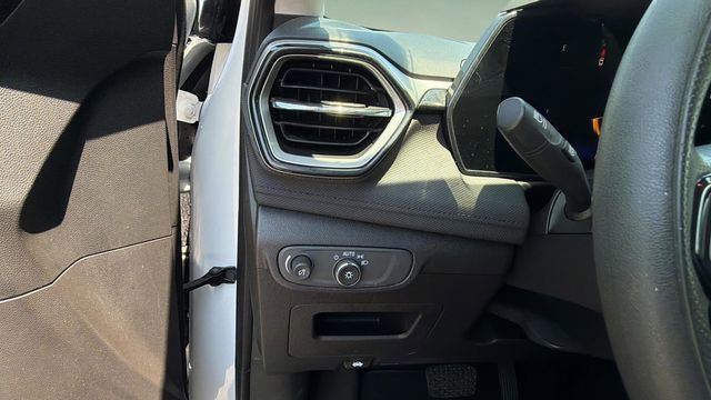 Used 2024 Chevrolet TrailBlazer LS FWD image 21