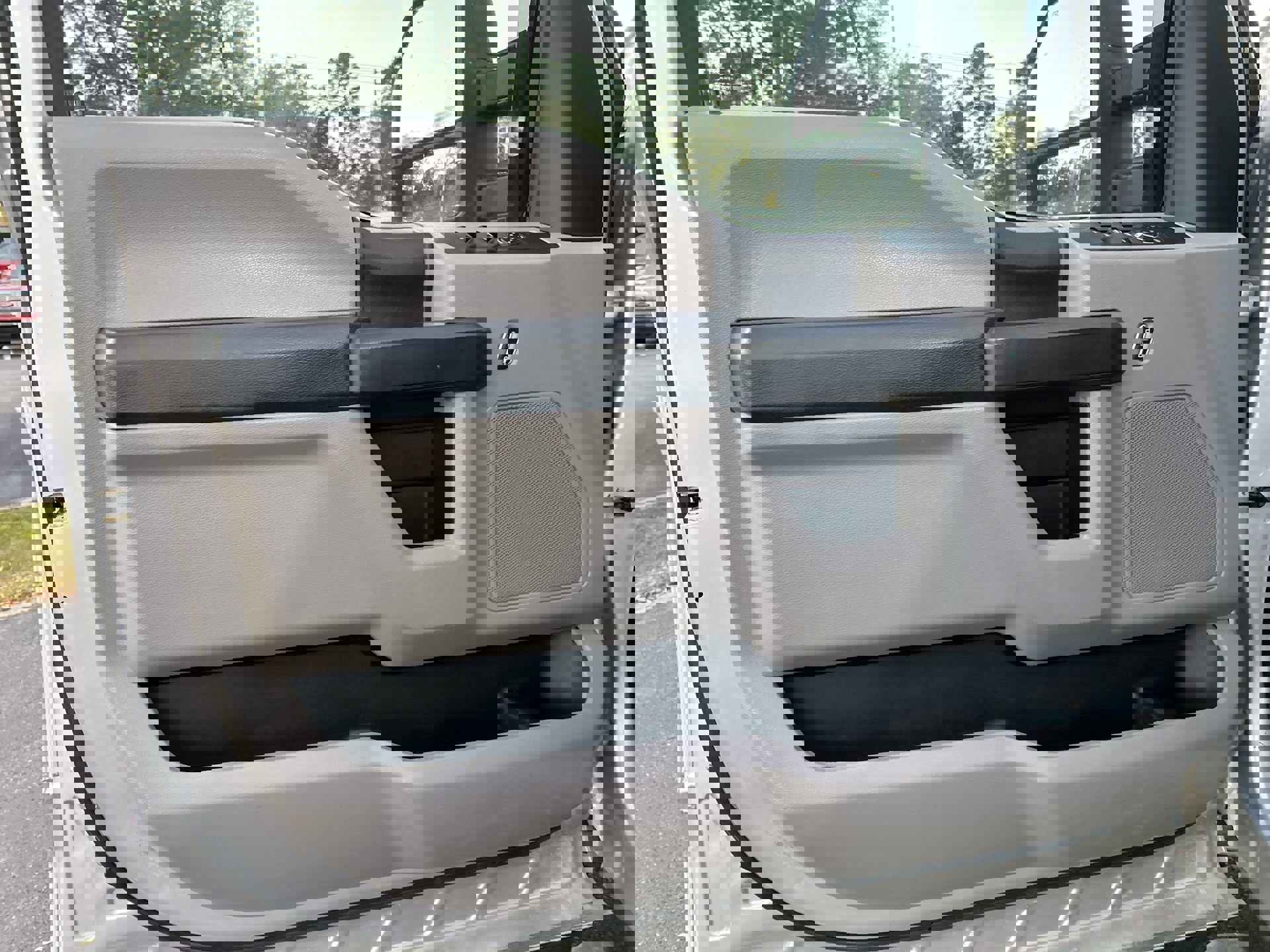 Used 2019 Ford F250 XL w/ STX Appearance Package image 14