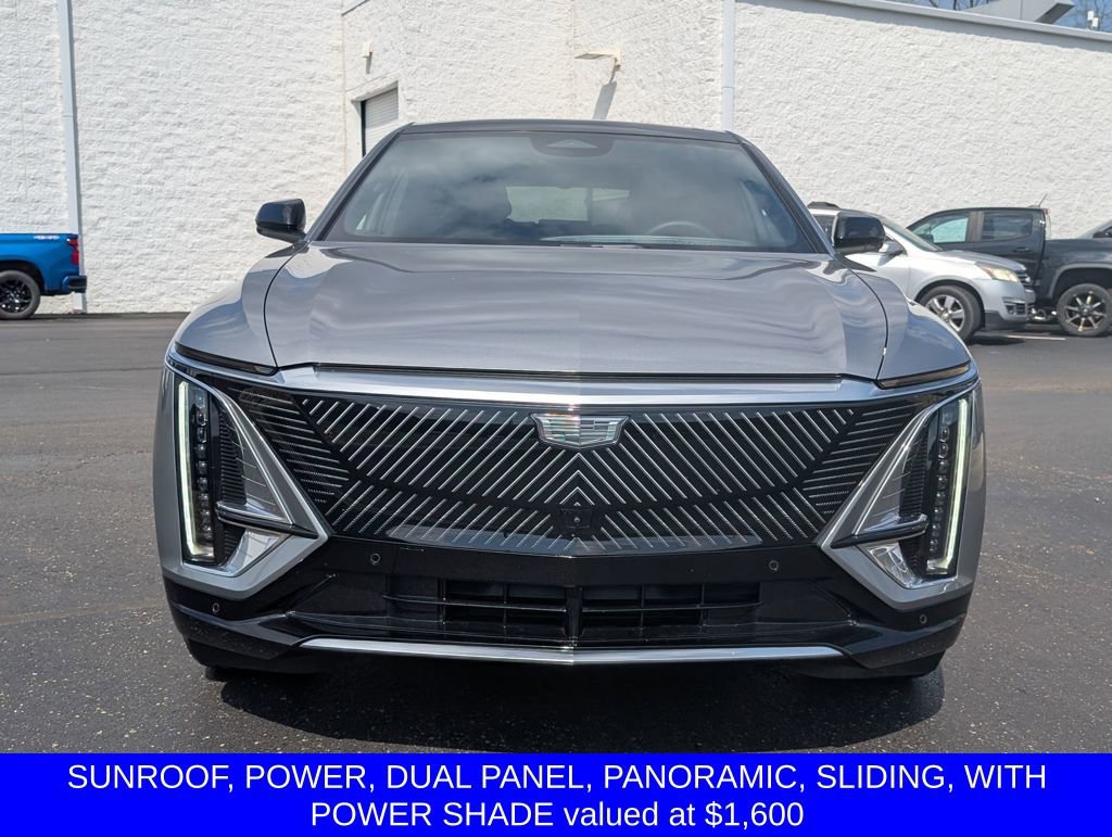 Used 2025 Cadillac Lyriq Luxury w/ LPO, Floor Liner Package image 2