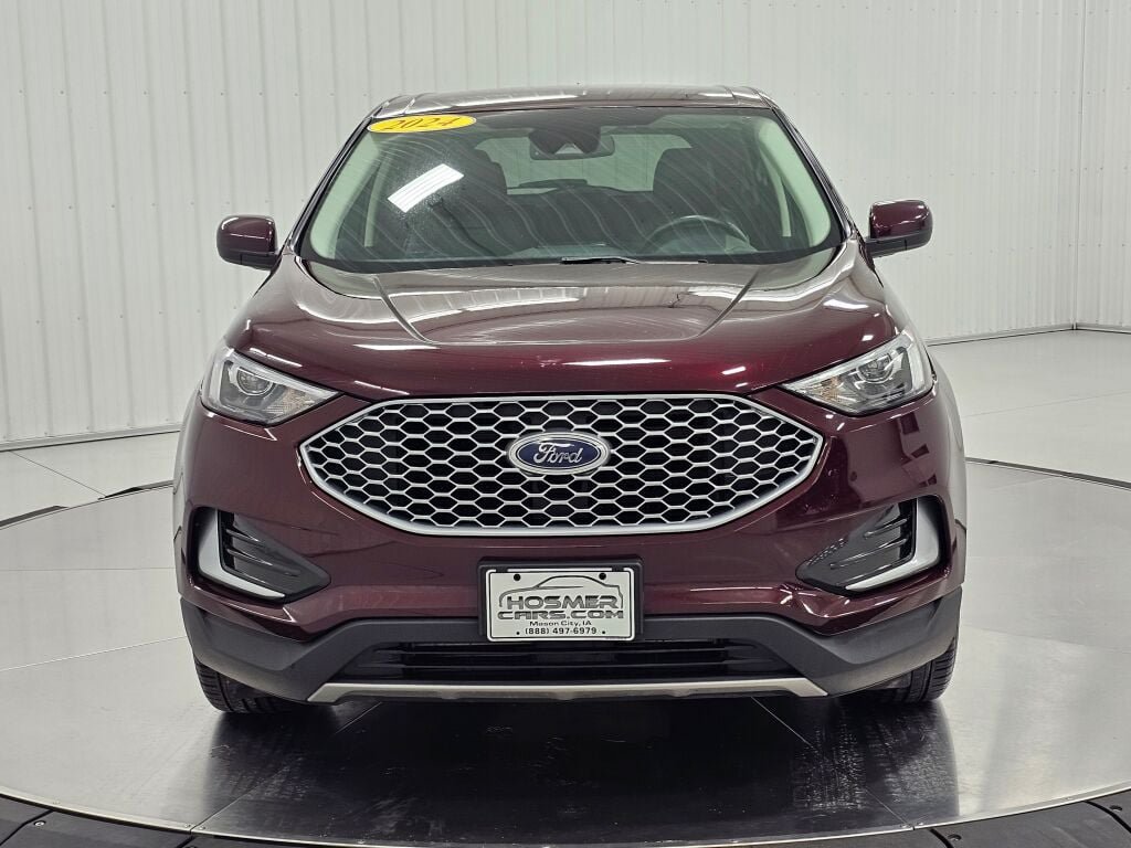 Used 2024 Ford Edge SEL AWD/4WD image 8