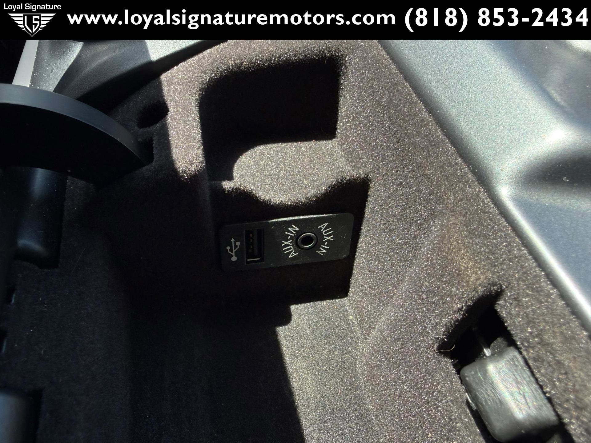 Used 2015 BMW i8 image 29