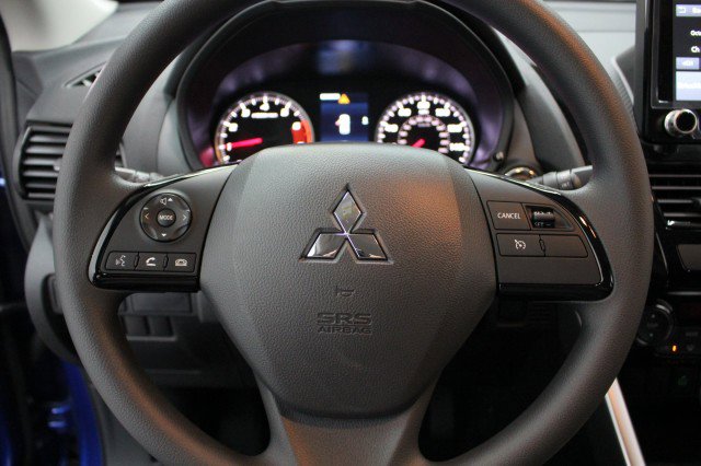 New 2026 Mitsubishi Eclipse Cross LE image 8