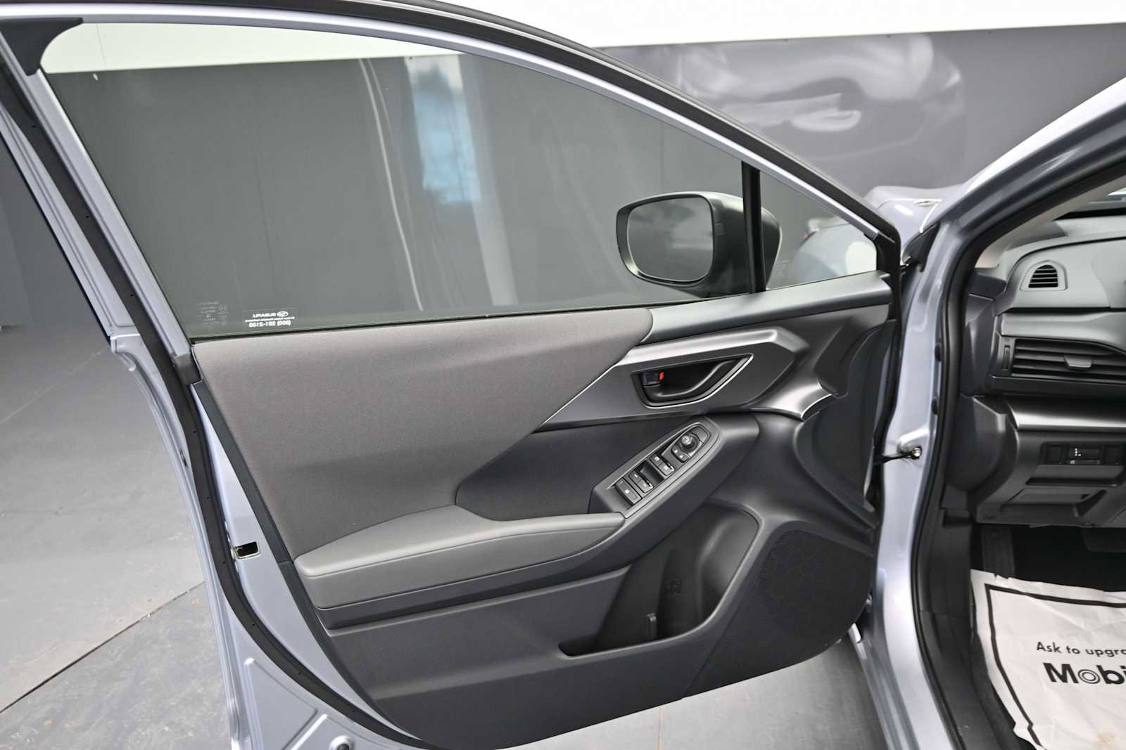 Used 2025 Subaru Impreza 2.0i AWD/4WD image 6