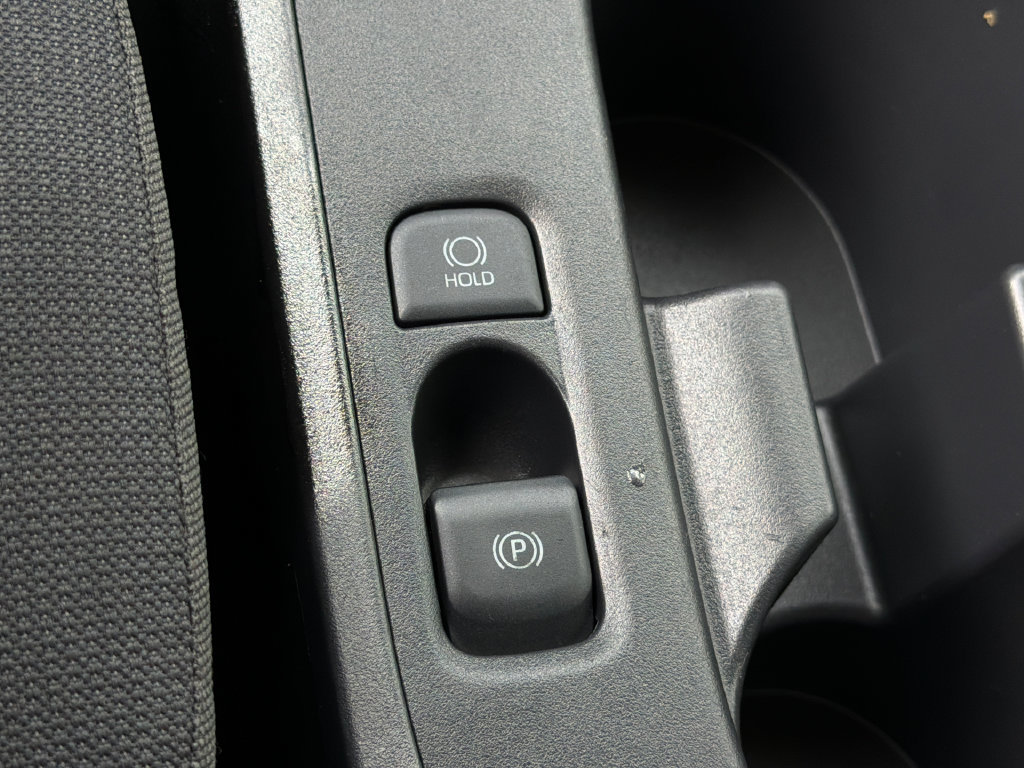Used 2025 Toyota Corolla LE FWD image 28