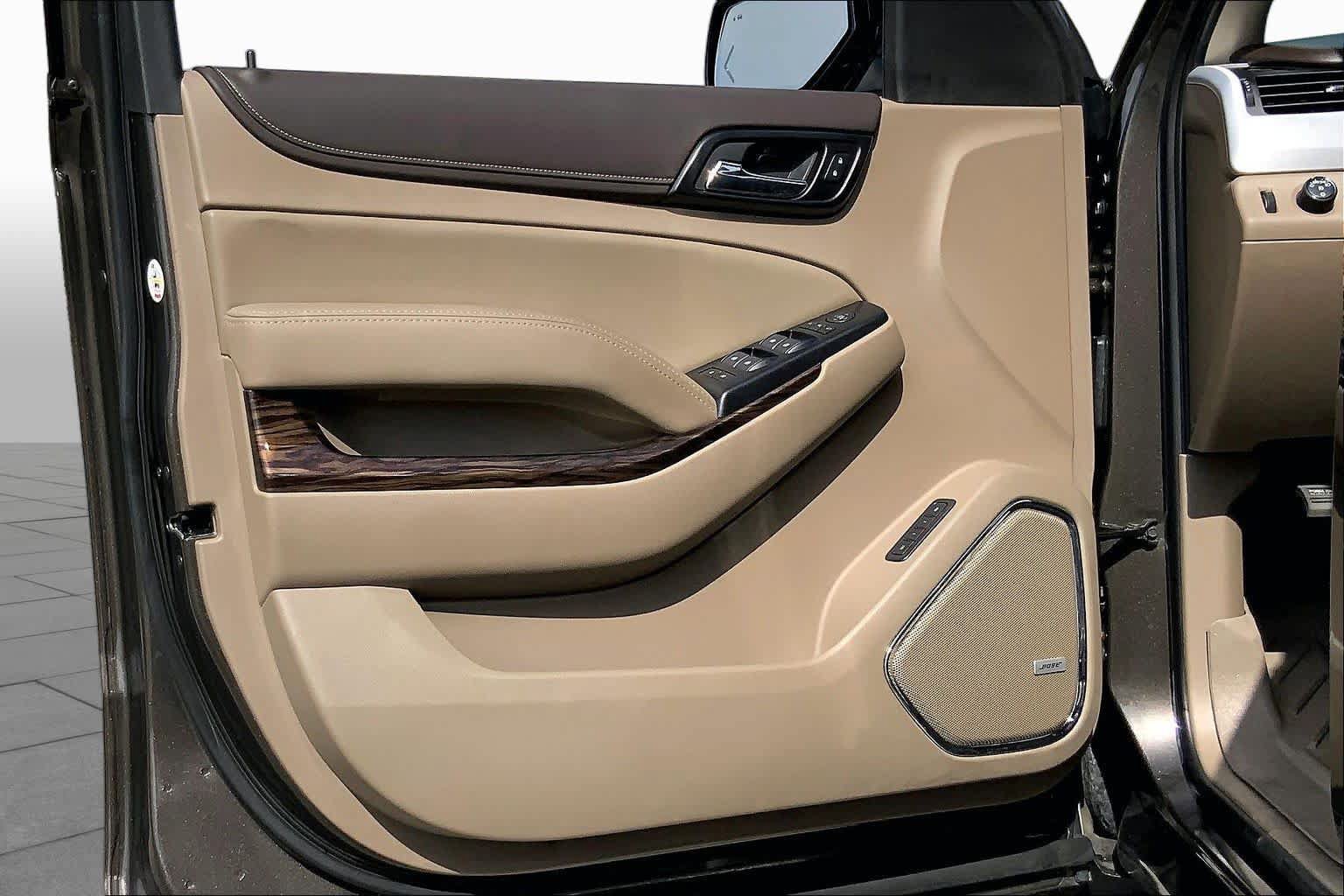 Used 2020 GMC Yukon XL SLT w/ Premium Edition RWD image 21