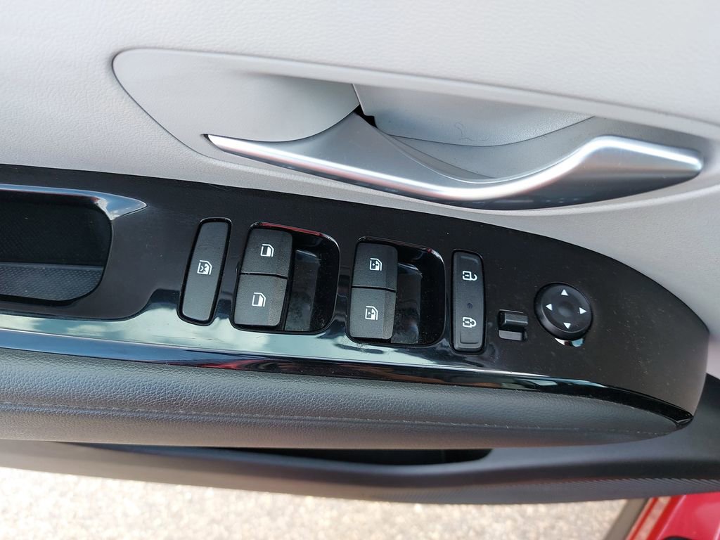 Used 2022 Hyundai Tucson Limited image 29