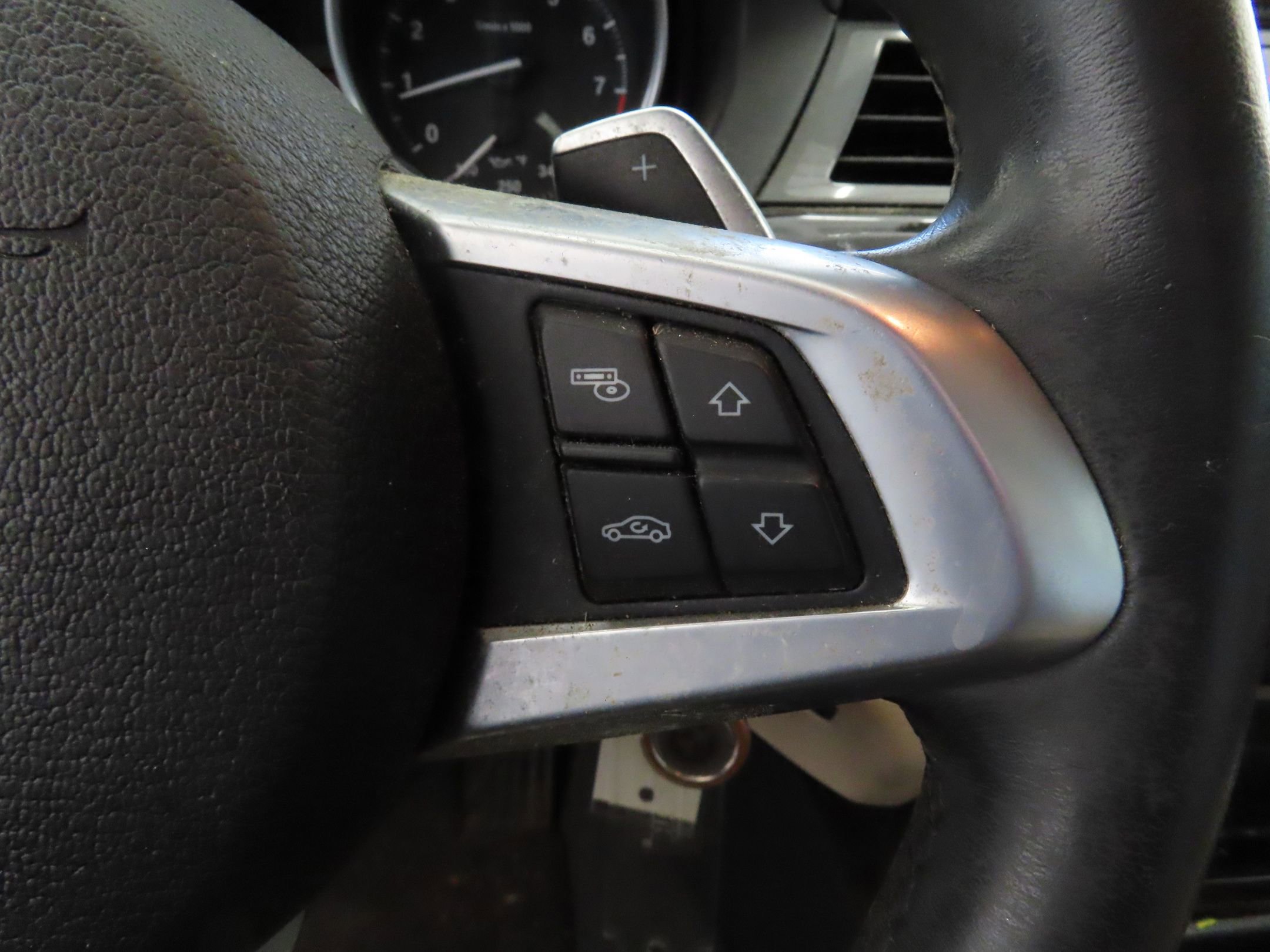 Used 2015 BMW Z4 sDrive28i RWD image 14