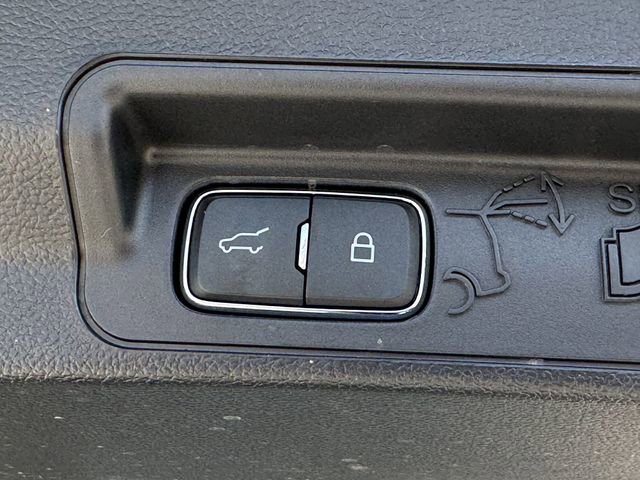 Used 2025 Ford Explorer Active w/ Active Comfort Package image 34