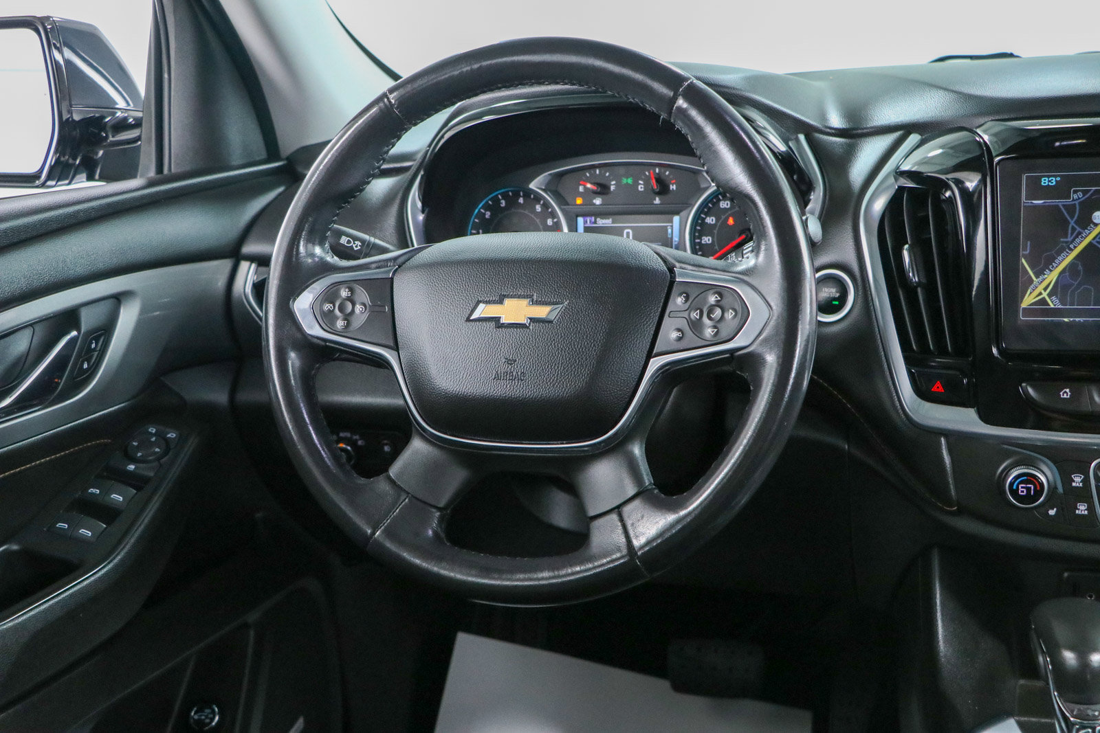 Used 2018 Chevrolet Traverse LT FWD image 12