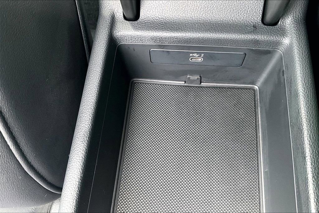 Used 2023 Audi A4 2.0T Premium image 16