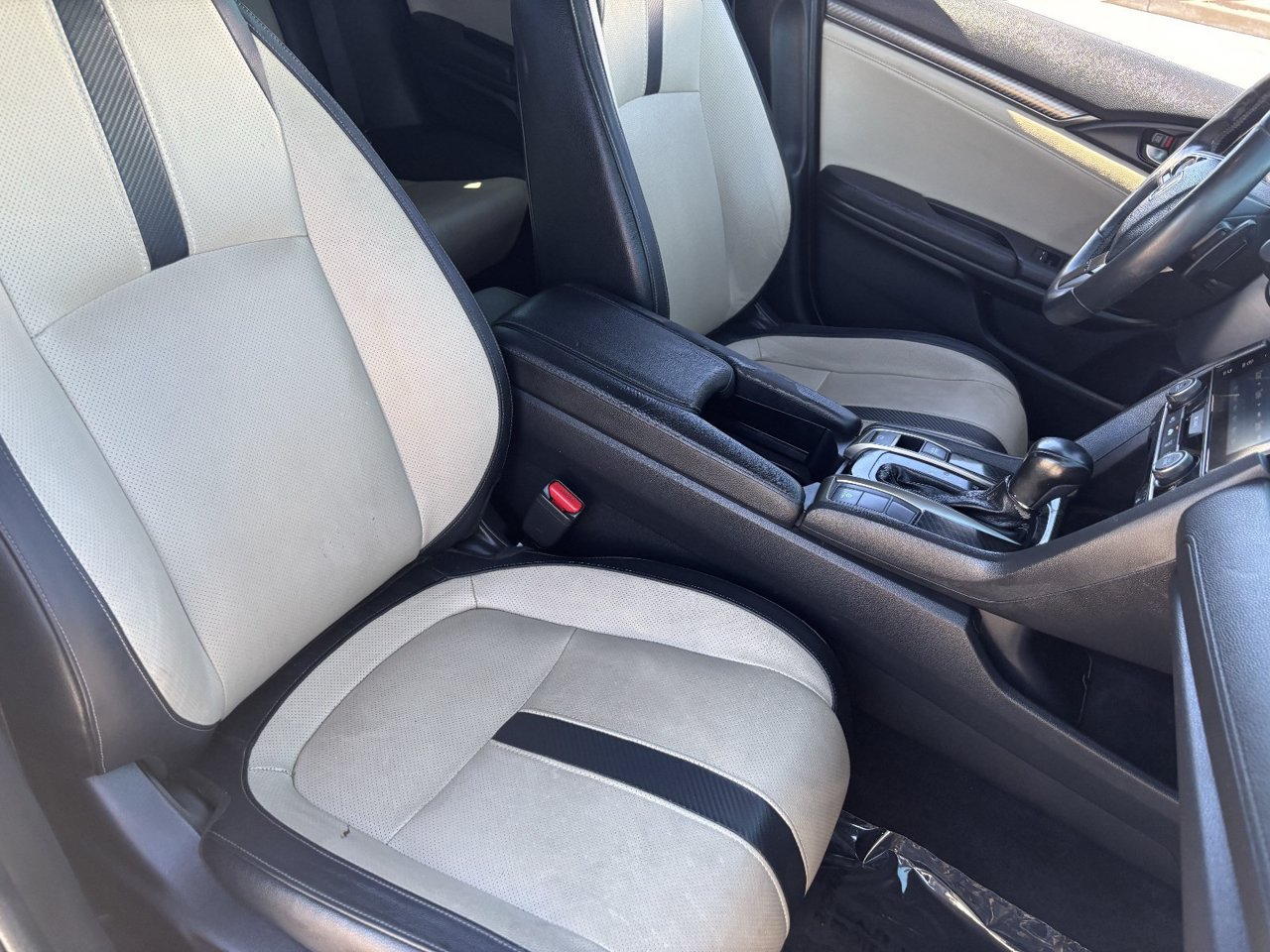 Certified 2018 Honda Civic Sport Touring image 8