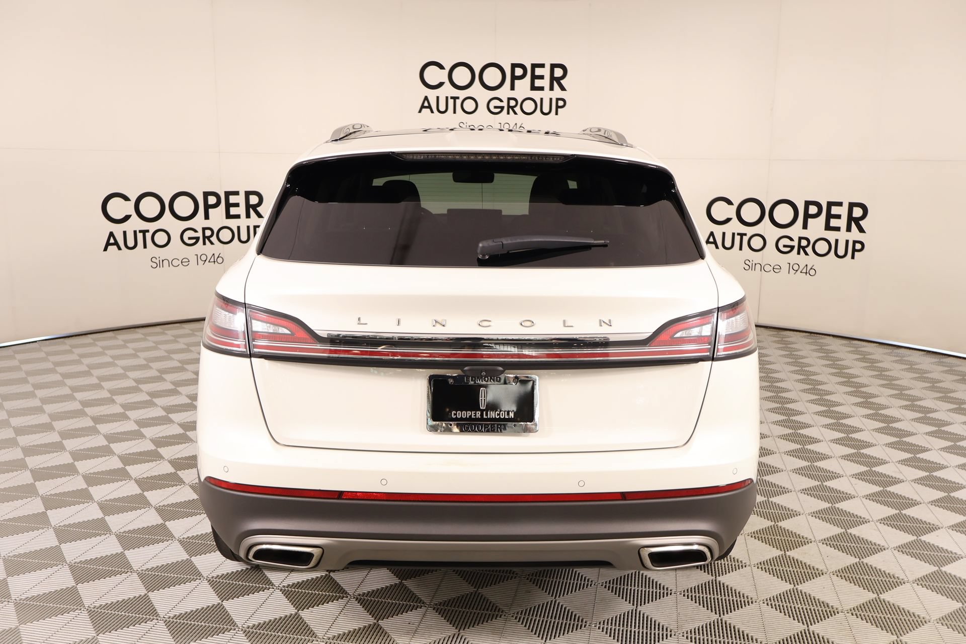 Used 2021 Lincoln Nautilus Reserve AWD/4WD image 22