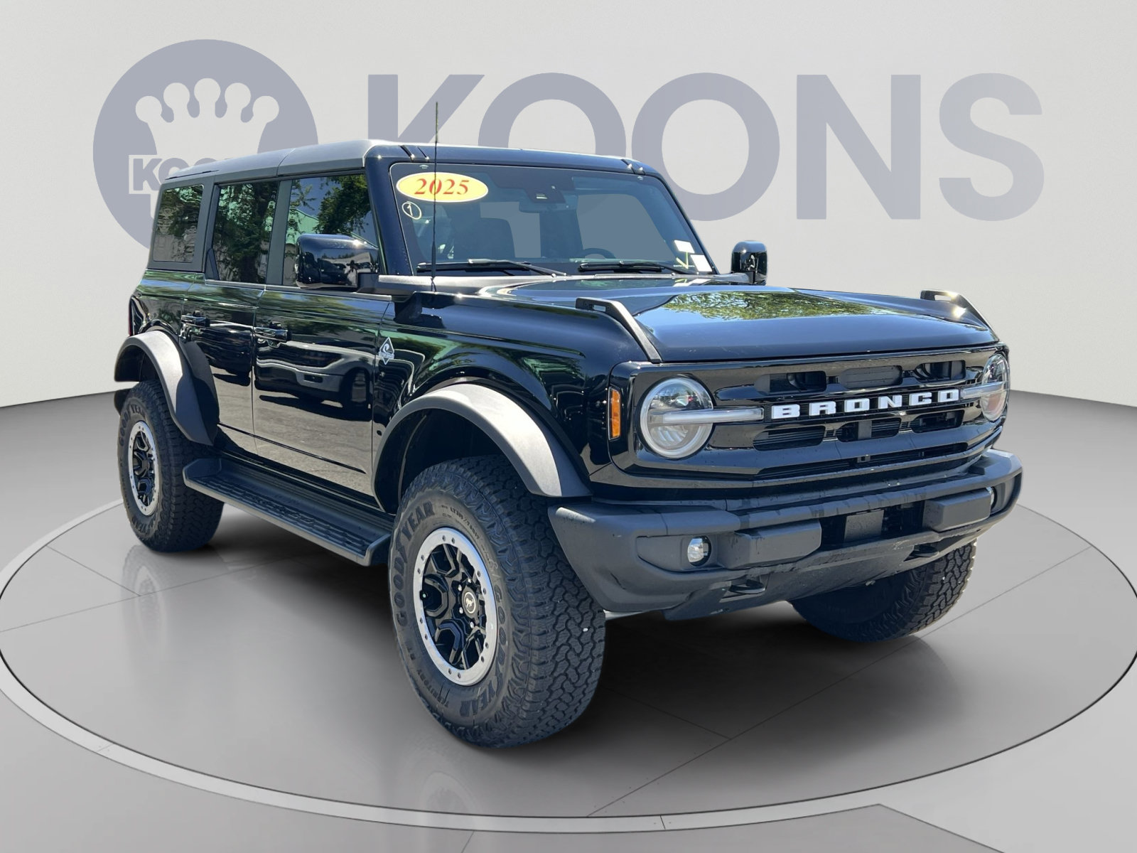 New 2025 Ford Bronco Outer Banks w/ Sasquatch Package AWD/4WD image 18
