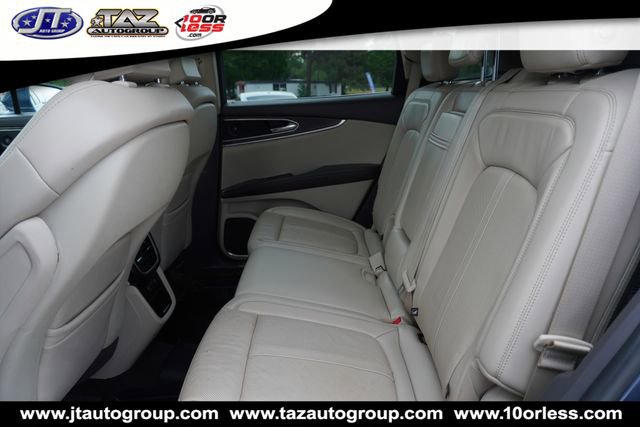 Used 2019 Lincoln Nautilus Reserve FWD image 13