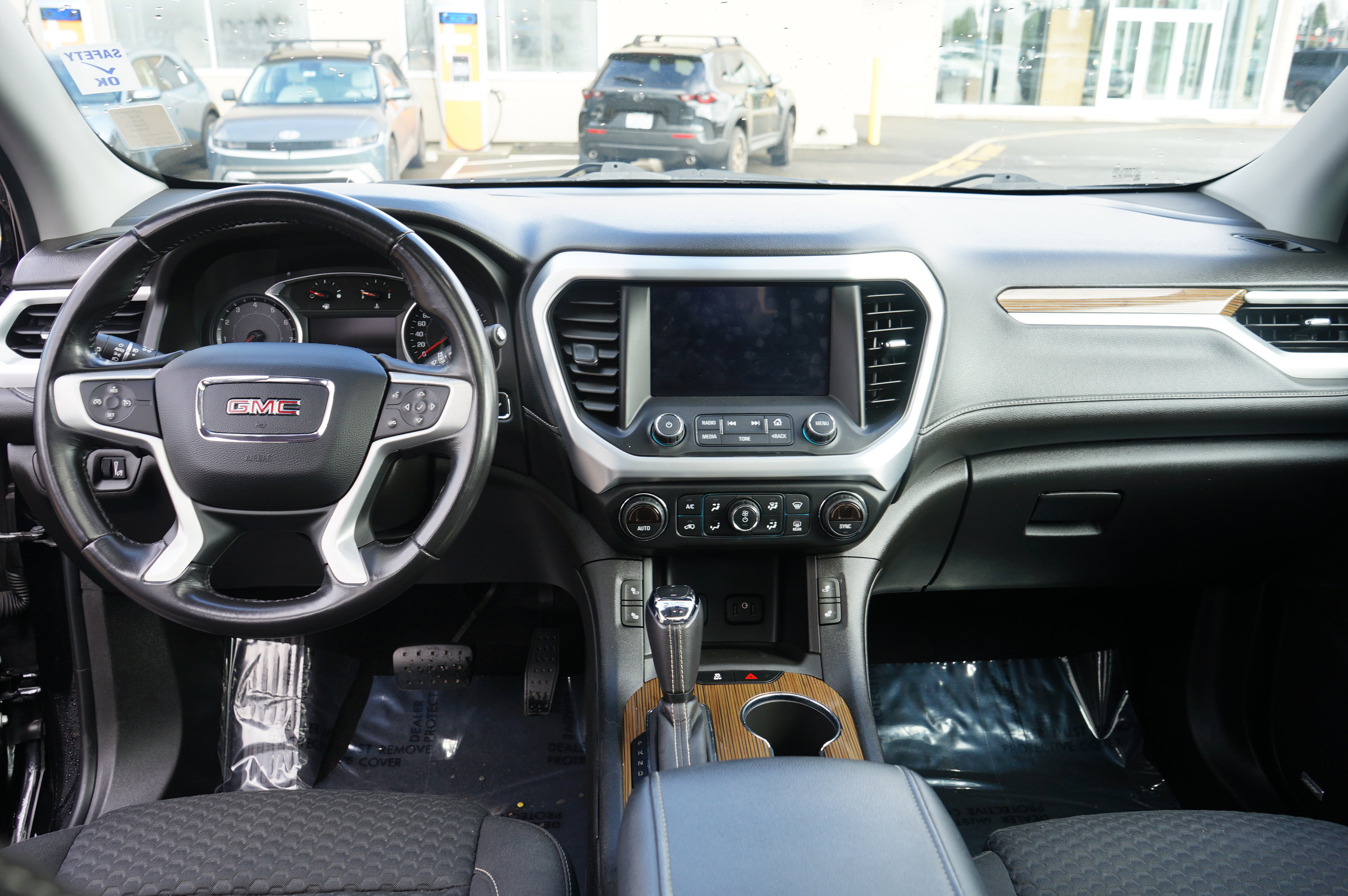 Used 2019 GMC Acadia SLE w/ GMC Pro Grade Package AWD/4WD image 19