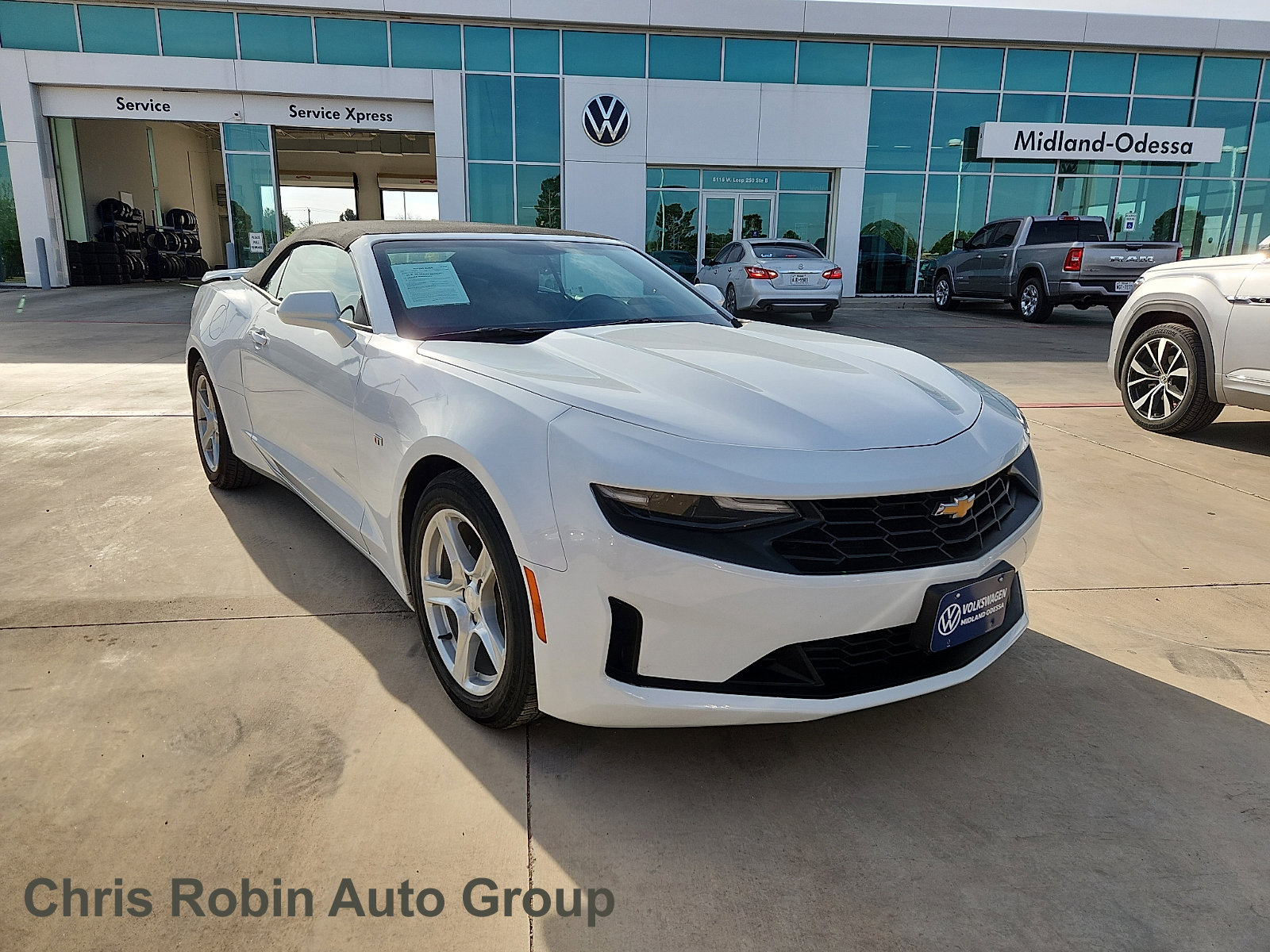 Used 2023 Chevrolet Camaro LT image 1