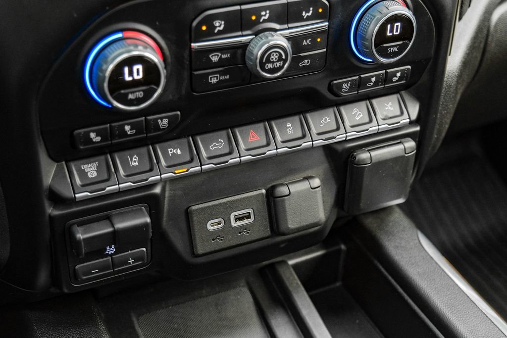 Used 2023 Chevrolet Silverado 3500 High Country w/ Z71 Off-Road Package image 29