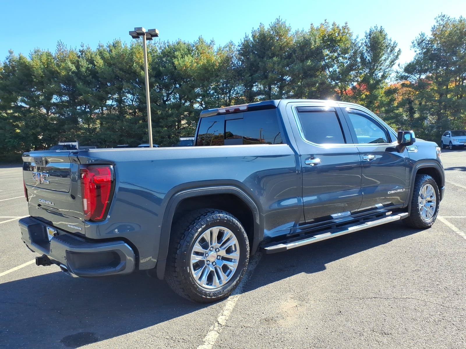 Used 2020 GMC Sierra 1500 Denali w/ Technology Package AWD/4WD image 6