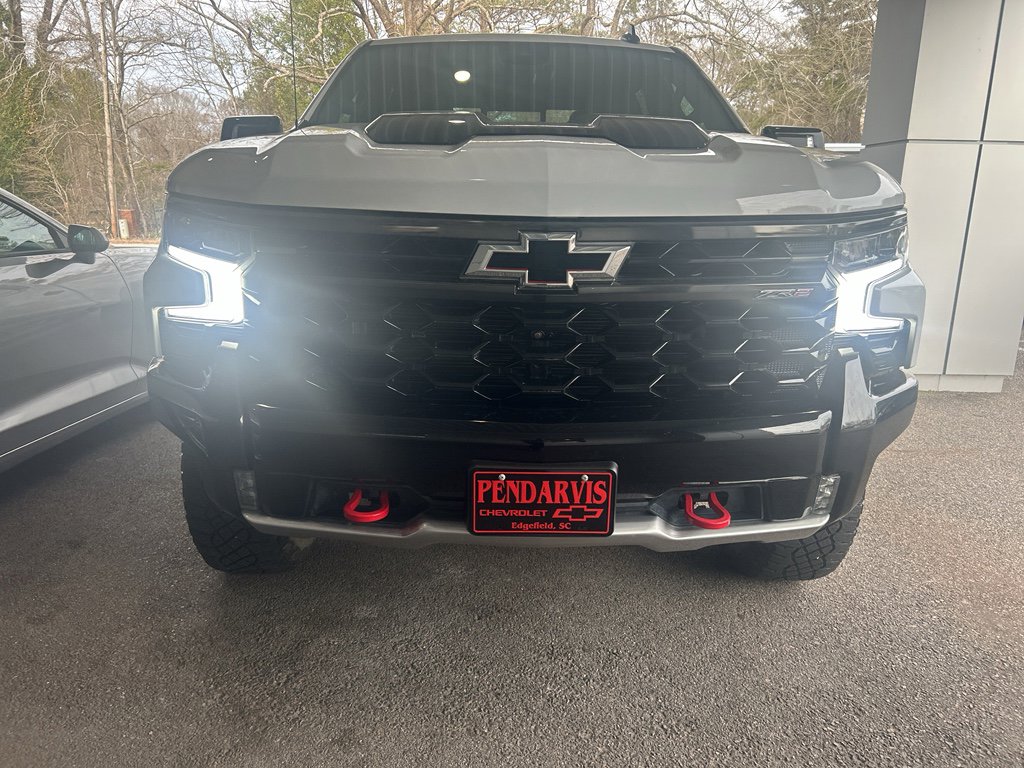 Used 2023 Chevrolet Silverado 1500 ZR2 w/ Technology Package image 3