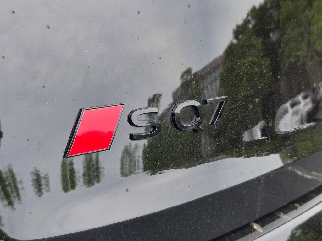 Used 2025 Audi SQ7 Premium Plus AWD/4WD image 11