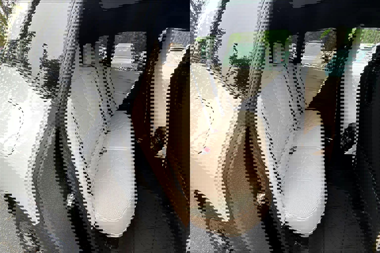 Certified 2023 BMW iX xDrive50 image 19