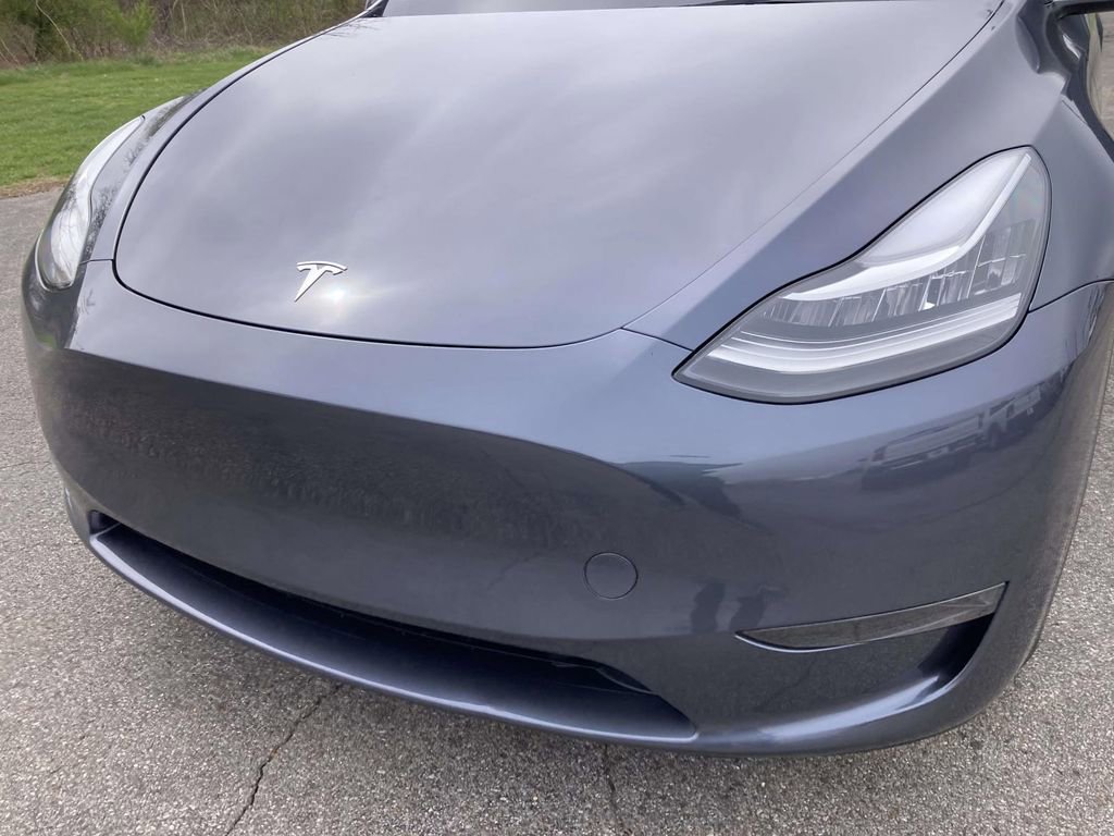 Used 2023 Tesla Model Y Long Range image 9