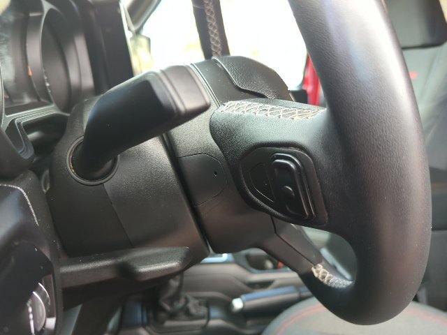 Used 2025 Jeep Wrangler Unlimited Rubicon AWD/4WD image 15